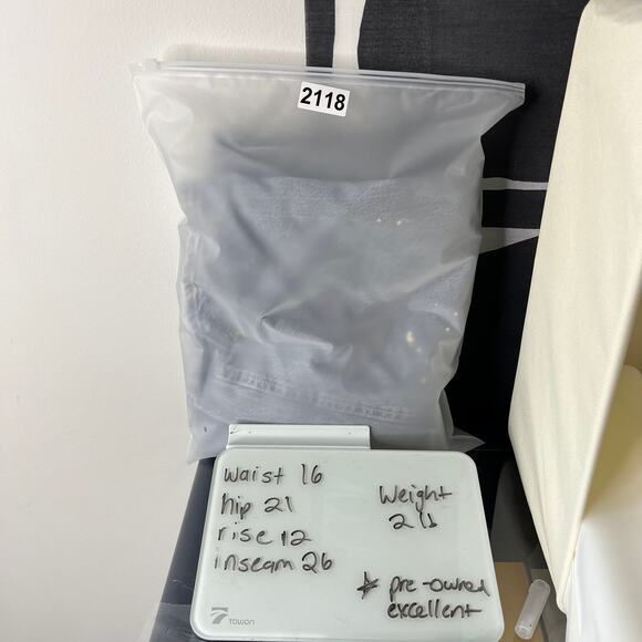 We The Free Women's Barrel Jeans 27 Moxie Gray Pull On Low Slung Paint Splatter - Picture 10 of 10